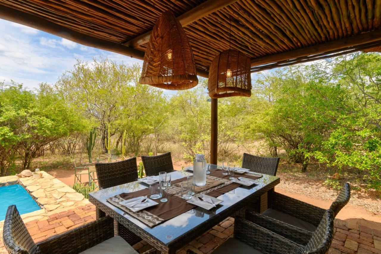 Giraffe Lodge Hoedspruit Exterior foto
