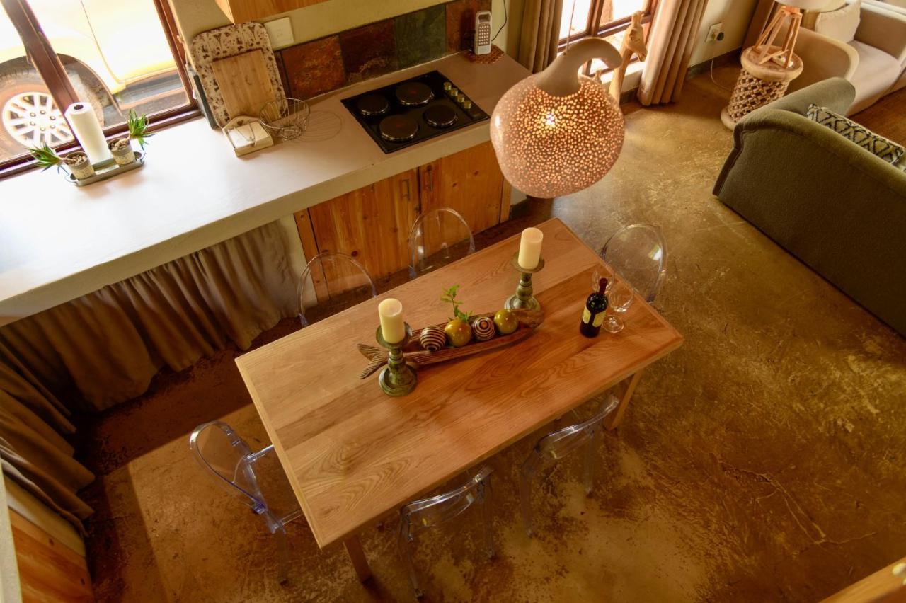 Giraffe Lodge Hoedspruit Exterior foto